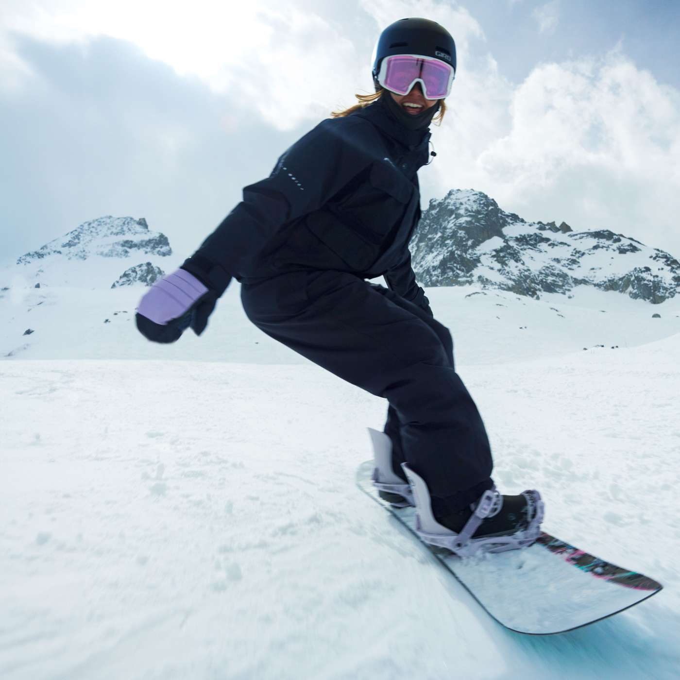 Venus 2026 | All-Terrain, All-Season | Nidecker | EU Venus Snowboards Nidecker Premium Swiss Snowboard