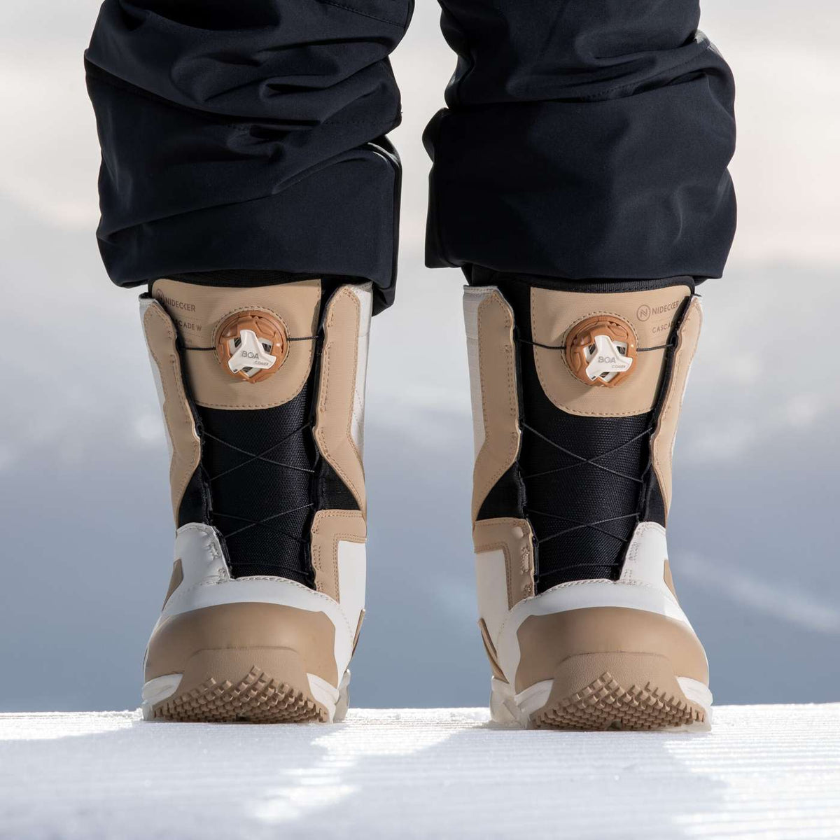 Cascade W 2025 | The Lightweight Benchmark | Nidecker | EU Cascade W 2025 Boots Nidecker Premium Swiss Snowboard