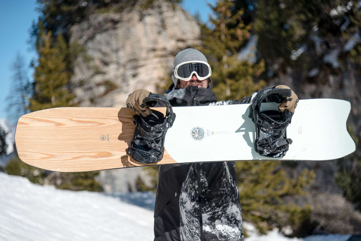 Mellow 2023 | Nidecker | EU Mellow 2023 Snowboards Nidecker Premium Swiss Snowboard