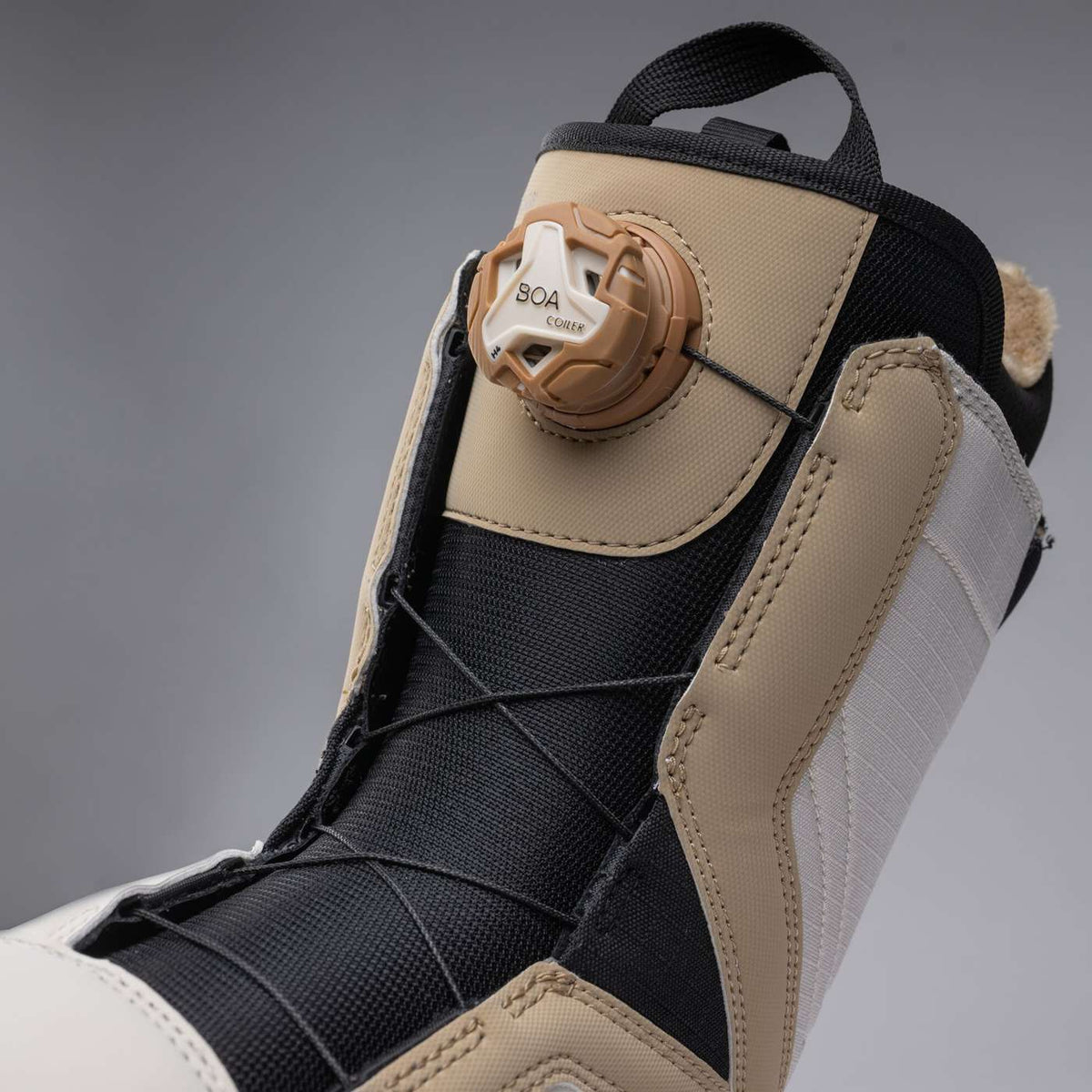Cascade W 2025 | The Lightweight Benchmark | Nidecker | EU Cascade W 2025 Boots Nidecker Premium Swiss Snowboard