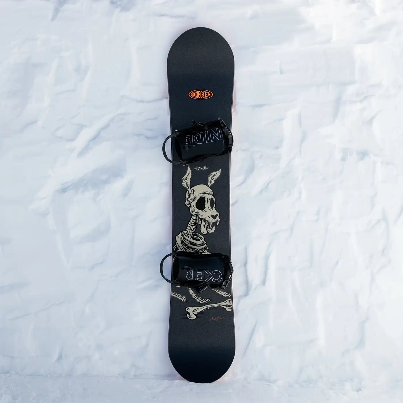 Sensor Mons Røisland 2026 | Off The Leash | Nidecker | EU Sensor Mons Snowboards Nidecker Premium Swiss Snowboard