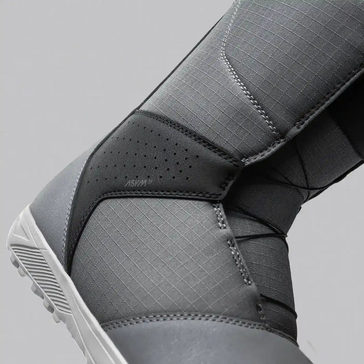 Sierra 2024 | Convenience and Comfort | Nidecker | EU Sierra 2024 Boots Nidecker Premium Swiss Snowboard